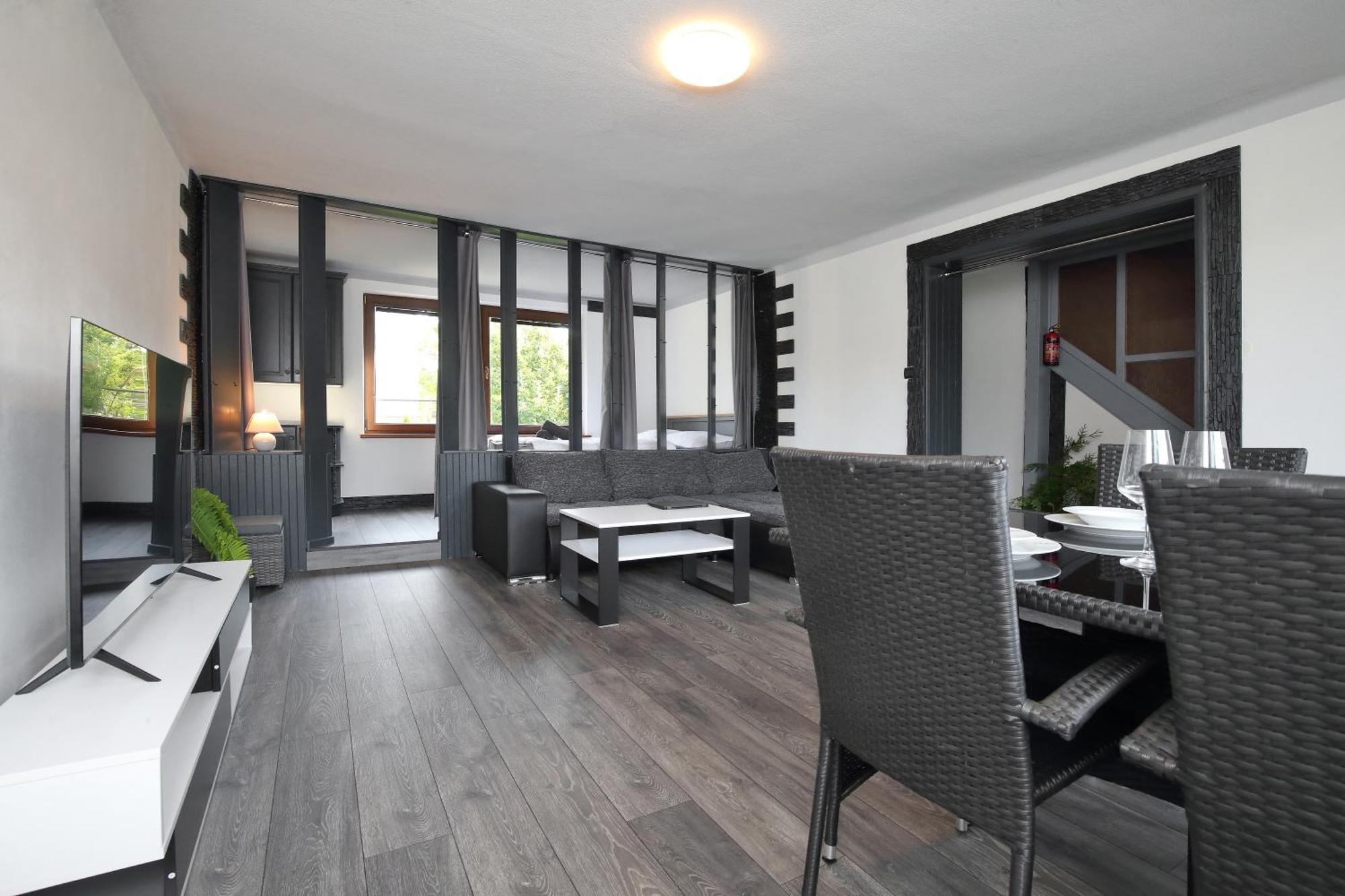Apar7Man Jizerske Hory Apartment เฮนิเซ ภายนอก รูปภาพ
